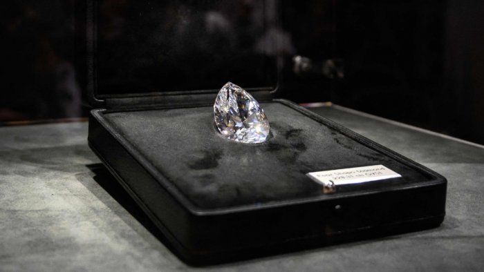 World's Largest-Known Flawless White Diamond Expected to Fetch Over US$33m  | News | THE VALUE | Art News