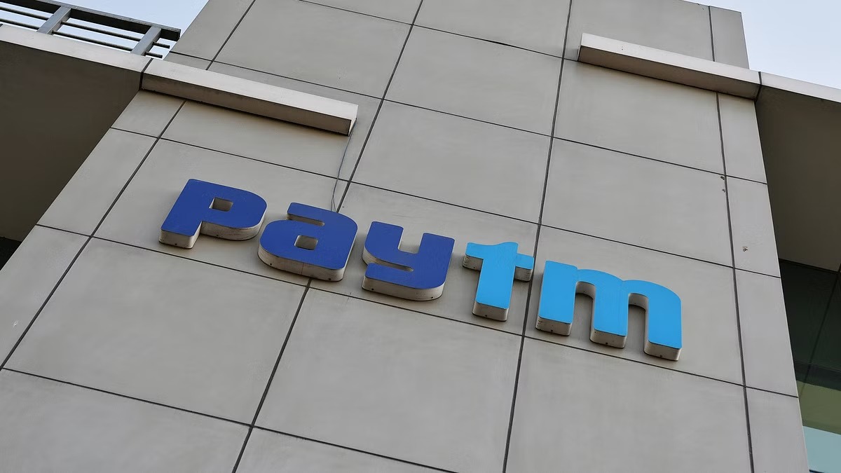Paytm Shares Slip 8% Over Reports of Acquisition Talks with Bitsila Amid Payments Bank Crisis