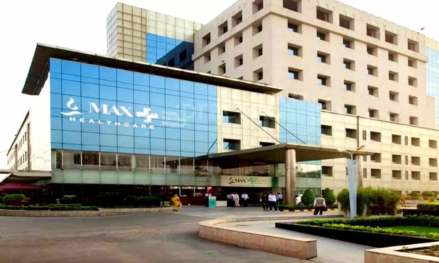 Max Healthcare Institute Shares Hit 52-Week High After Block Trade -  Equitypandit