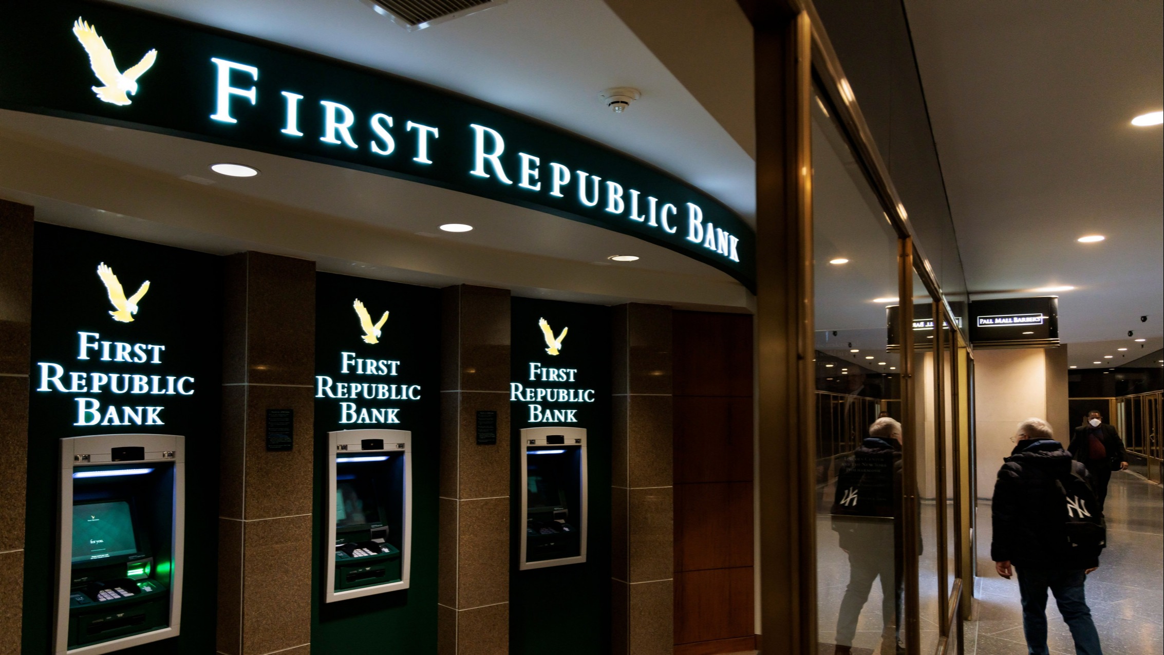 First Republic Bank Acquisition by JPMorgan Under Scrutiny as SEC Investigates Trades by Executives